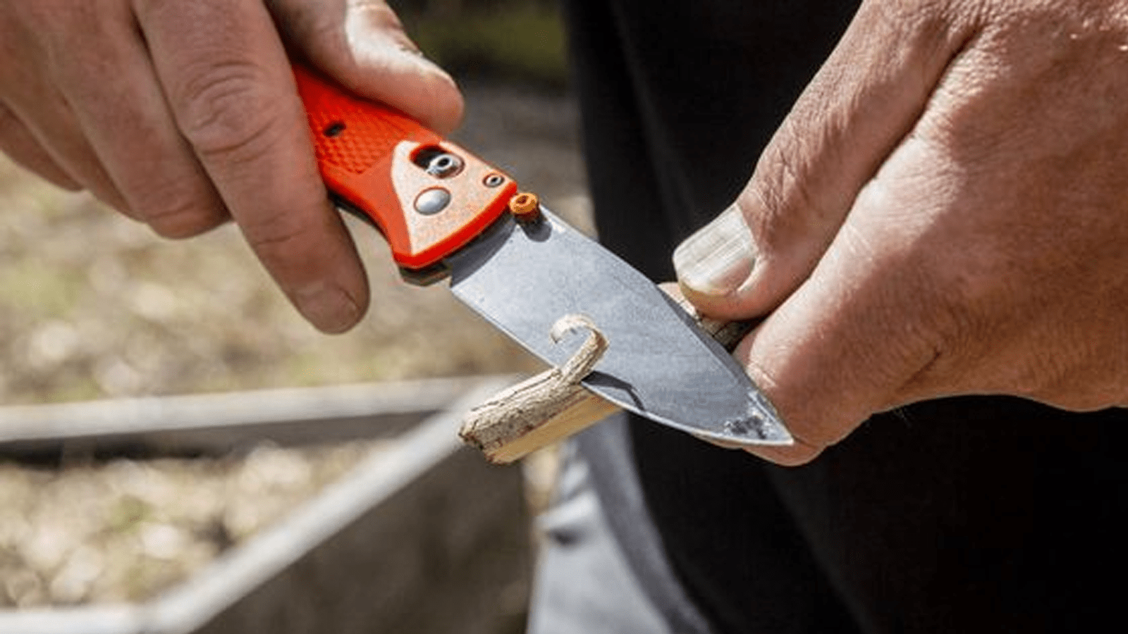Serrated Pocket knife uses